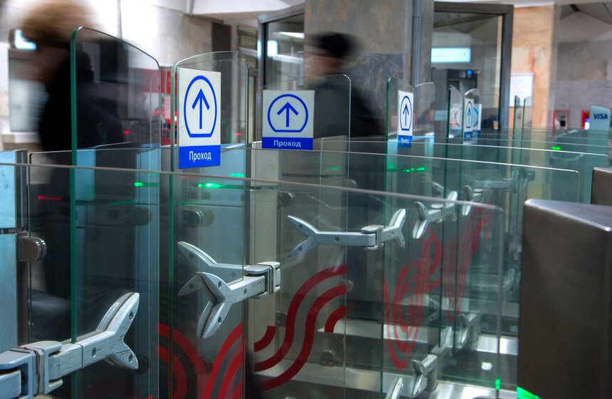 Благоустройство станции метро "Серпуховская" 12 фото