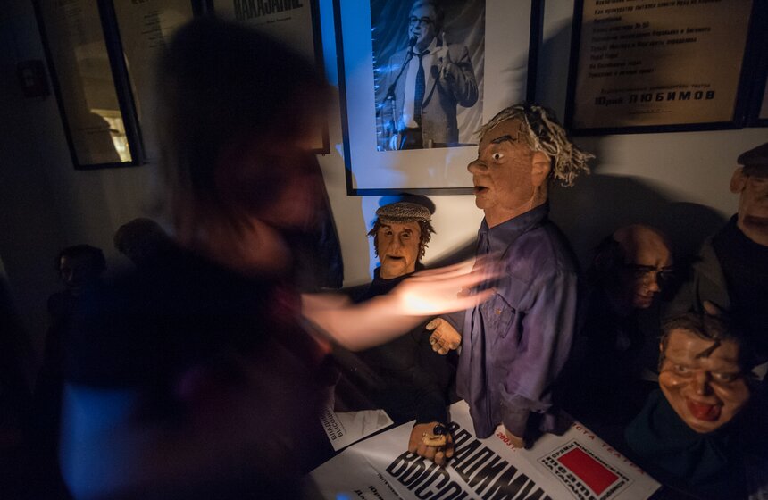 Ночное "Путешествие по закулисью" в Театре на Таганке 3 фото