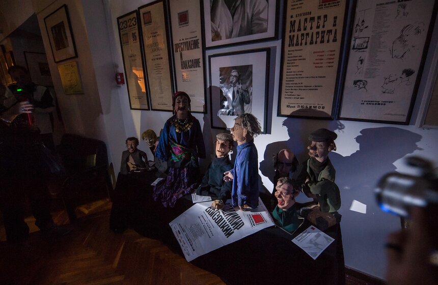 Ночное "Путешествие по закулисью" в Театре на Таганке 6 фото