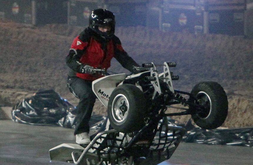 В "Олимпийском" прошло шоу внедорожников MONSTER MANIA 7 фото