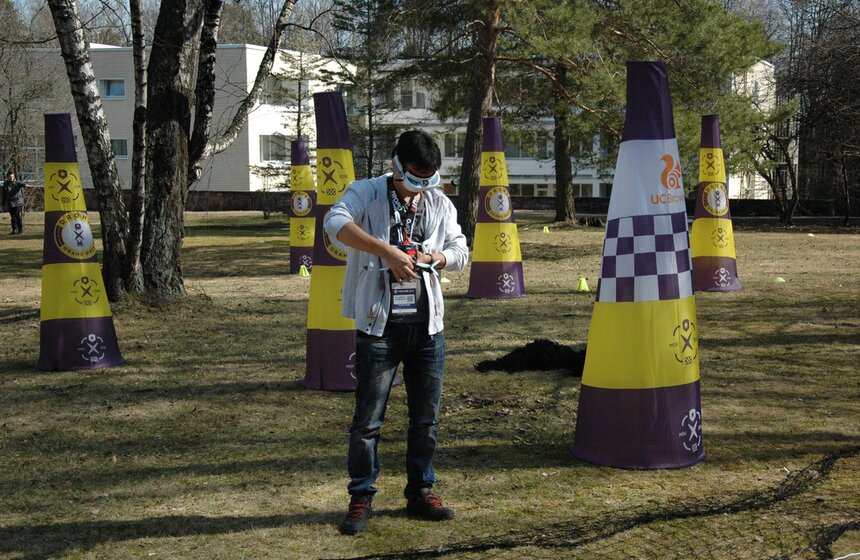 В рамках "РИФ+КИБ 2016" проходят соревнования дронов 8 фото