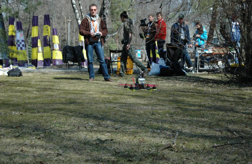 В рамках "РИФ+КИБ 2016" проходят соревнования дронов 24 фото