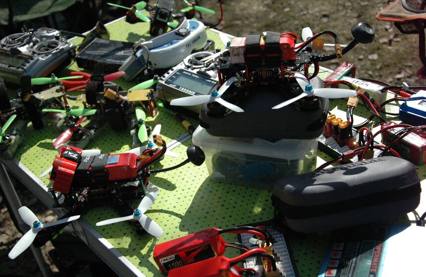 В рамках "РИФ+КИБ 2016" проходят соревнования дронов 22 фото