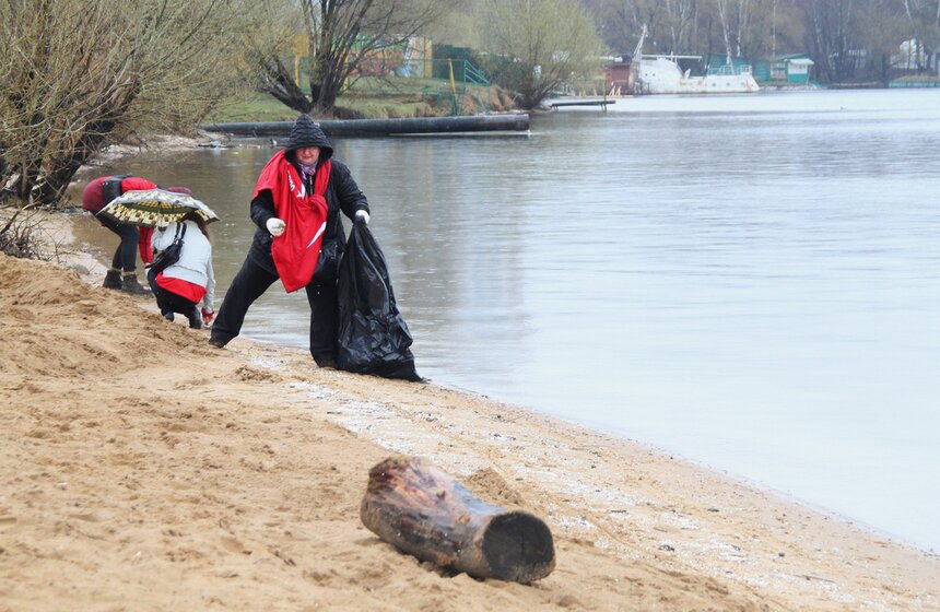 Всероссийская акция МЧС России "Чистый берег" 13 фото