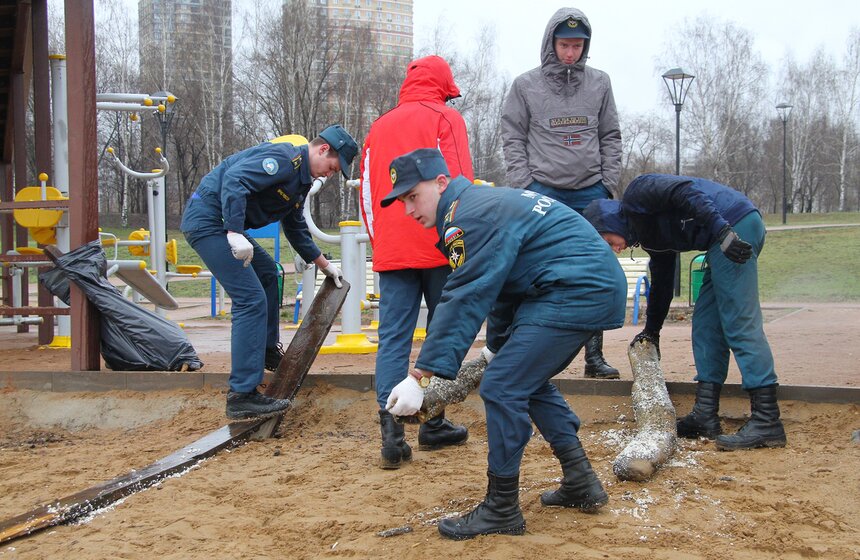 Всероссийская акция МЧС России "Чистый берег" 27 фото
