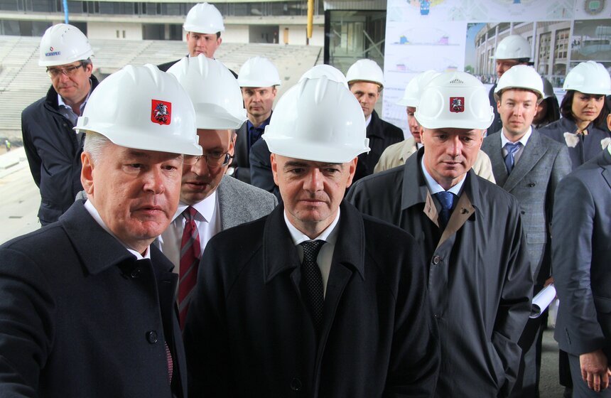 Президент FIFA Джанни Инфантино осмотрел "Лужники" 19 фото