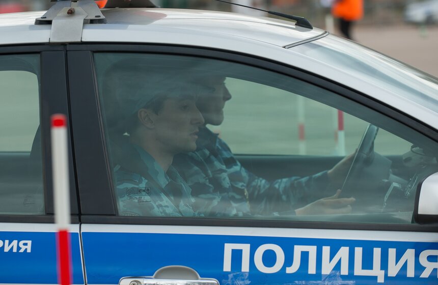 Соревнования по скоростному маневрированию среди полицейских 21 фото