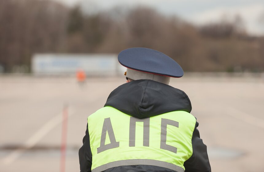 Соревнования по скоростному маневрированию среди полицейских 2 фото