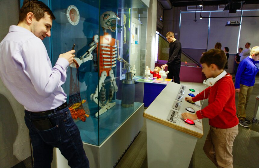 Музею человека "Живые системы" исполнился год 18 фото