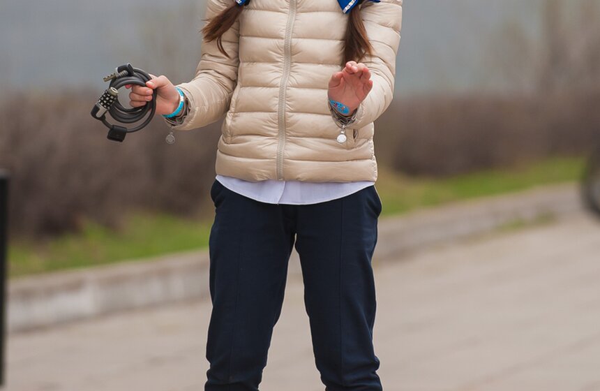 Школьников научили правильно ездить на велосипедах и самокатах 5 фото