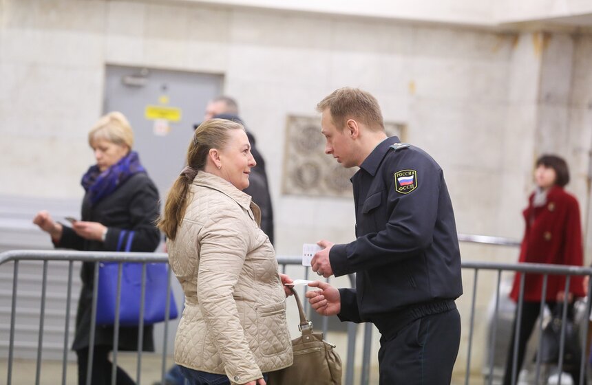 Акция от судебных приставов "Узнай о своих долгах" 11 фото