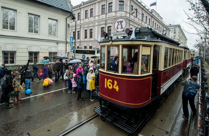 В столице прошел ежегодный праздник московского трамвая 1 фото