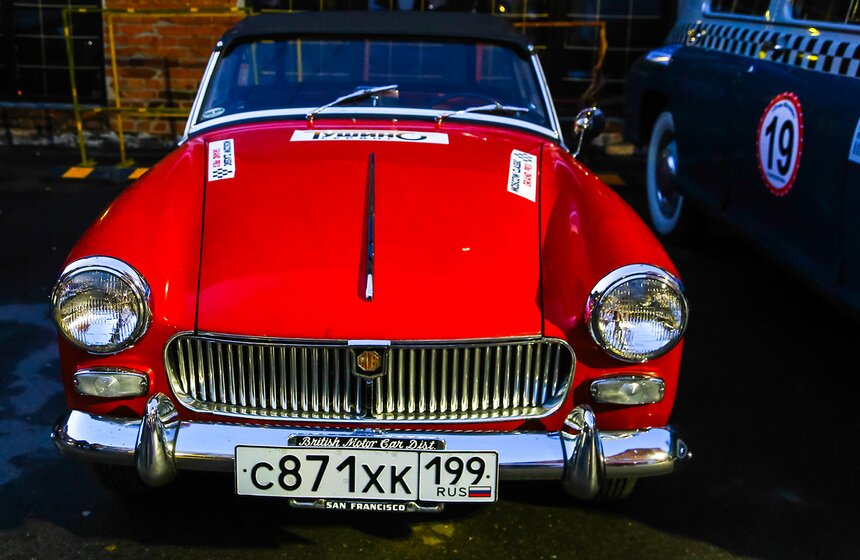 Ралли на старинных автомобилях "Огни Москвы" 2 фото