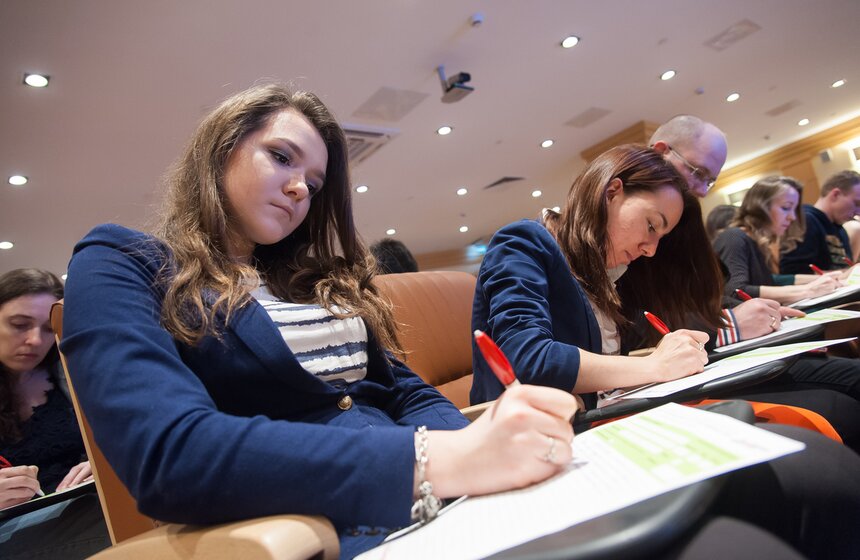 Акция "Тотальный диктант" прошла в Мосгордуме 16 фото