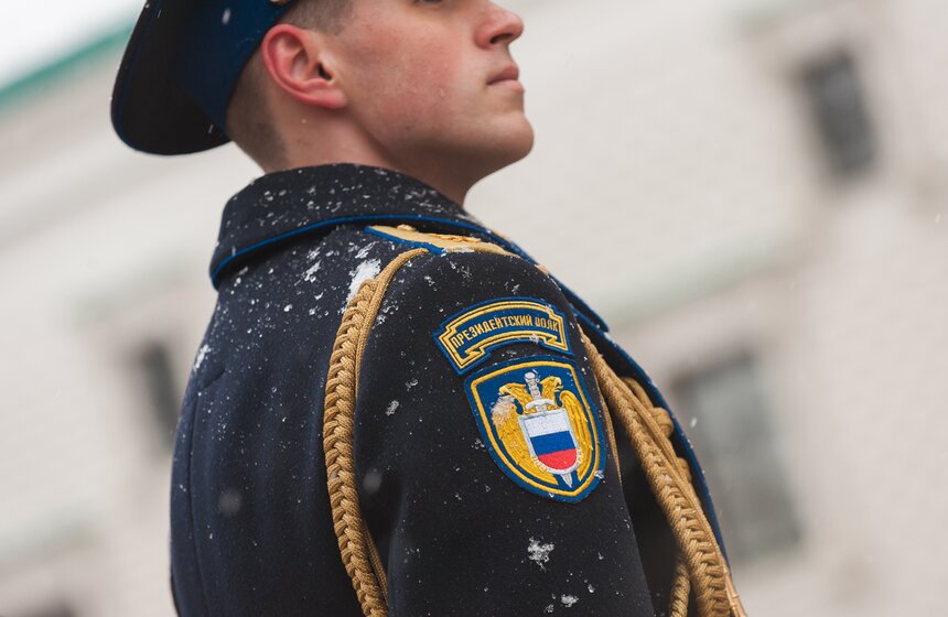 В Кремле прошла первая в году церемония развода караула 3 фото