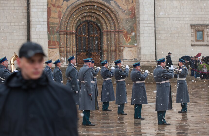 В Кремле прошла первая в году церемония развода караула 5 фото