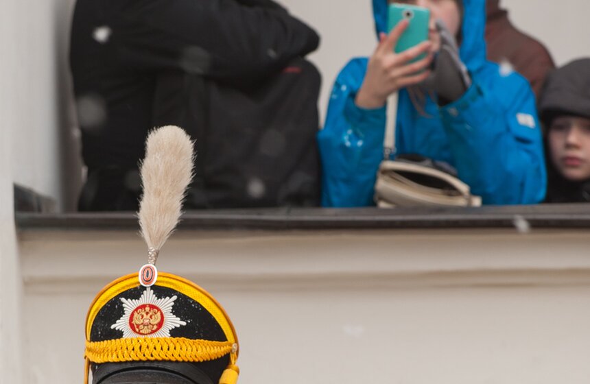 В Кремле прошла первая в году церемония развода караула 6 фото