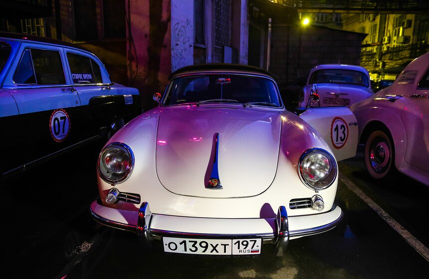 Ралли на старинных автомобилях "Огни Москвы" 8 фото