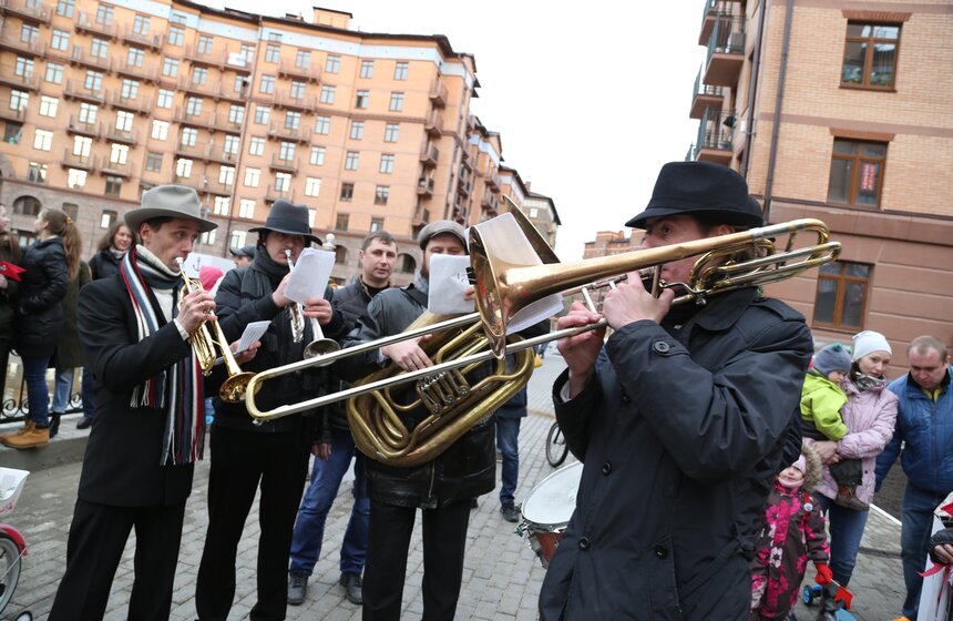 В столице прошел футуристический фестиваль Маяковского 27 фото