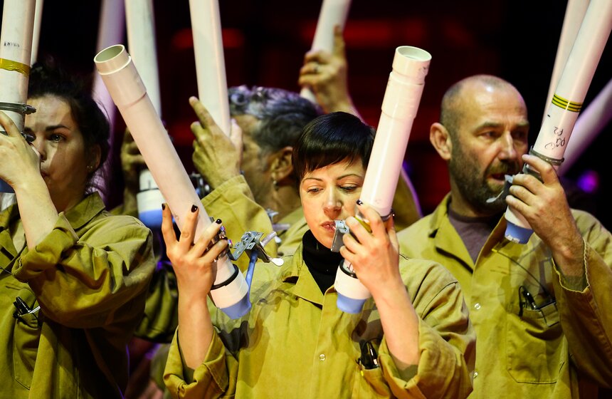 Британский коллектив Stomp представил новое шоу 1 фото