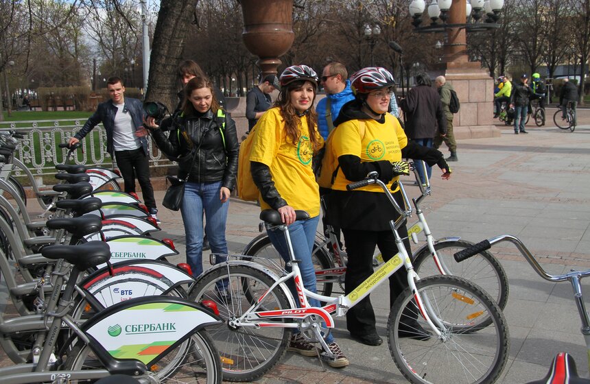 Открытие четвертого сезона велопроката в столице 15 фото