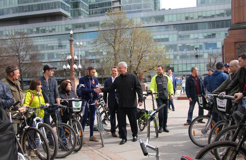 Открытие четвертого сезона велопроката в столице 18 фото