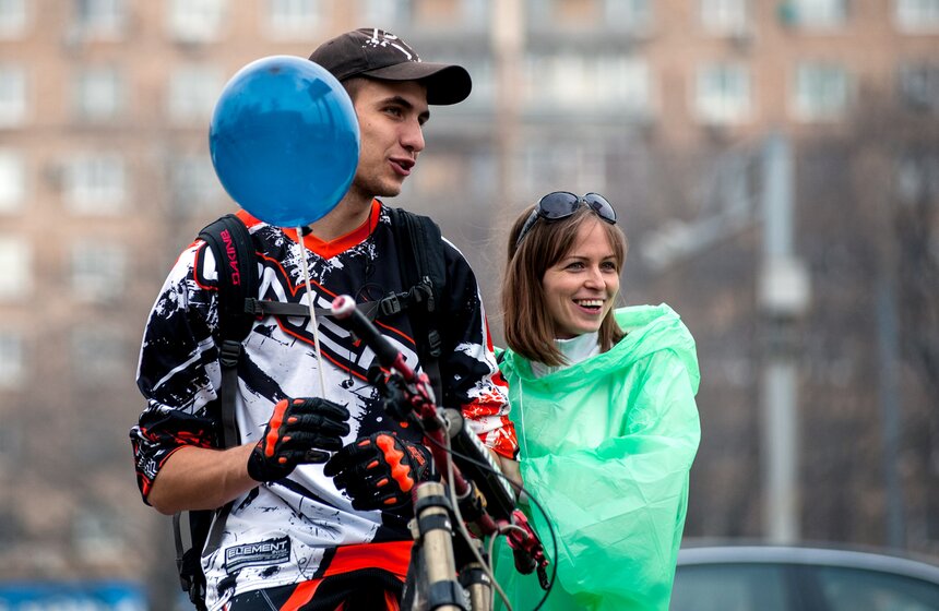 Как велосообщества Москвы отмечают День космонавтики 7 фото