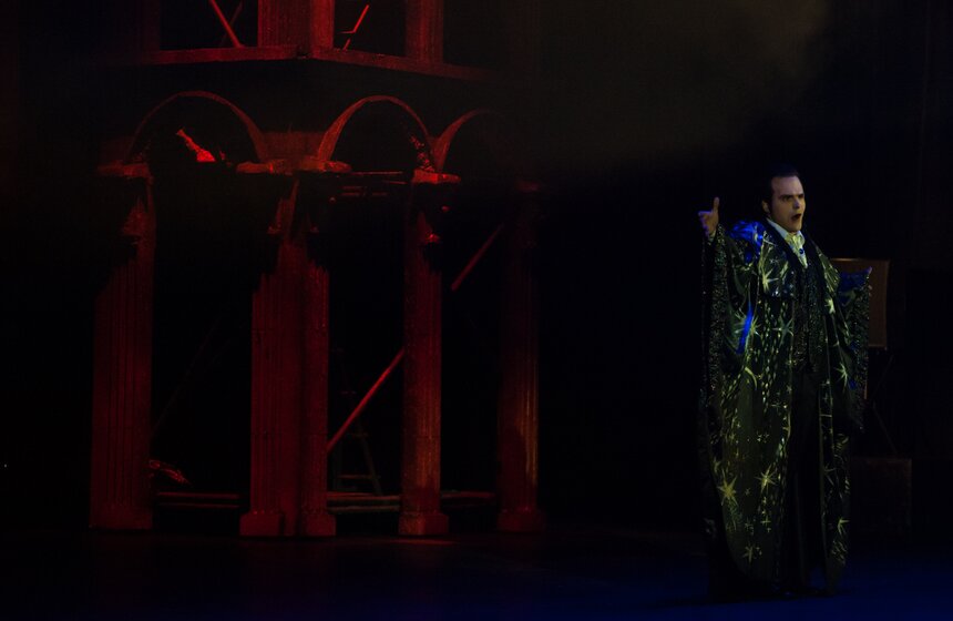 В "Геликоне" прошла серия концертов "Марсианская опера" 3 фото