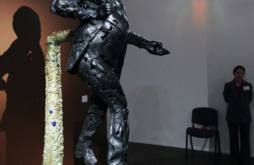 В Москве прошла выставка Александра Рукавишникова "Сечения" 7 фото