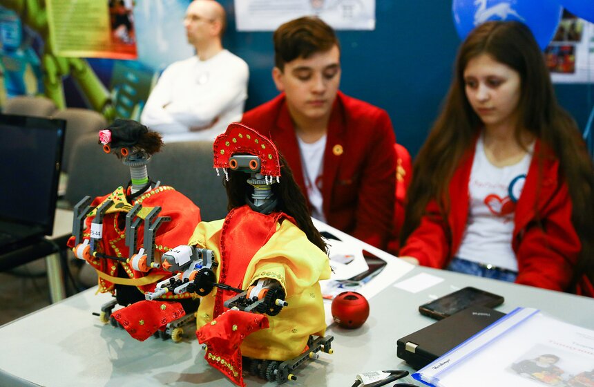 Открытие всероссийского фестиваля "РобоФест" на ВДНХ 17 фото