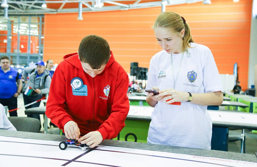 Открытие всероссийского фестиваля "РобоФест" на ВДНХ 25 фото