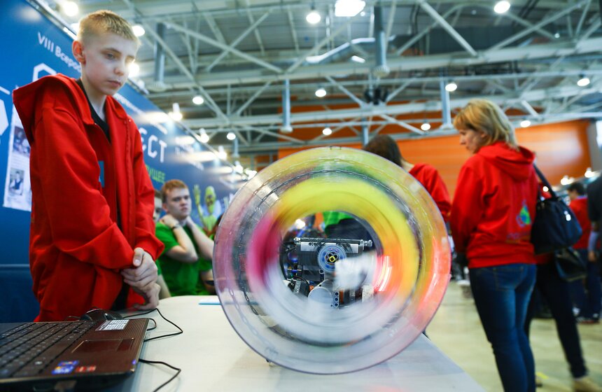 Открытие всероссийского фестиваля "РобоФест" на ВДНХ 19 фото