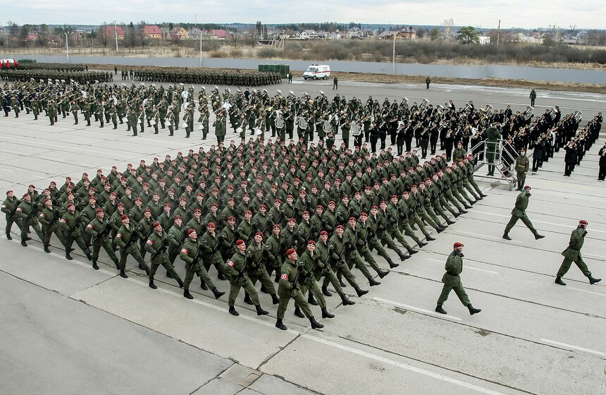 Репетиция парада Победы в Алабине 13 фото