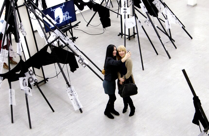 Выставка Протея Темена "Как муравей космонавту в ухо залез" 11 фото