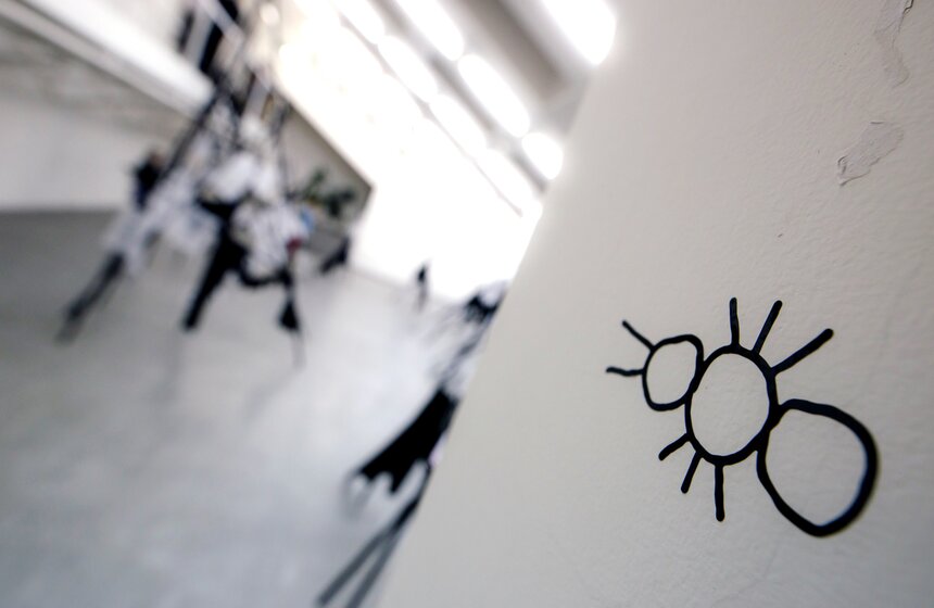 Выставка Протея Темена "Как муравей космонавту в ухо залез" 8 фото