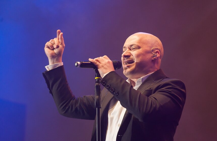 На фасаде Манежа провели световое шоу 14 фото