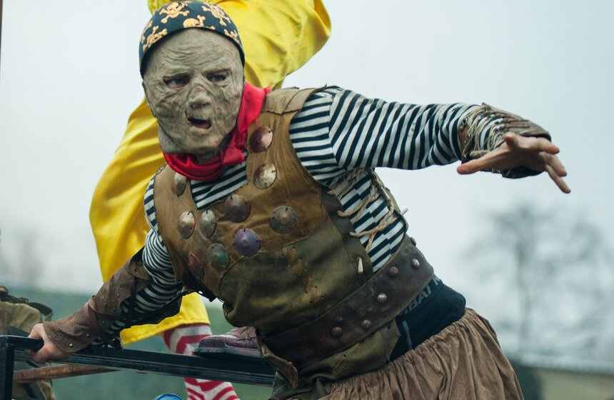 В крепости каскадеров "Сетуньский Стан" встретили Масленицу 6 фото