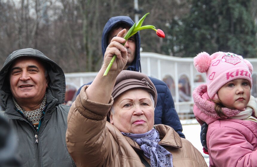 В парке "Сокольники" отпраздновали 8 марта 9 фото
