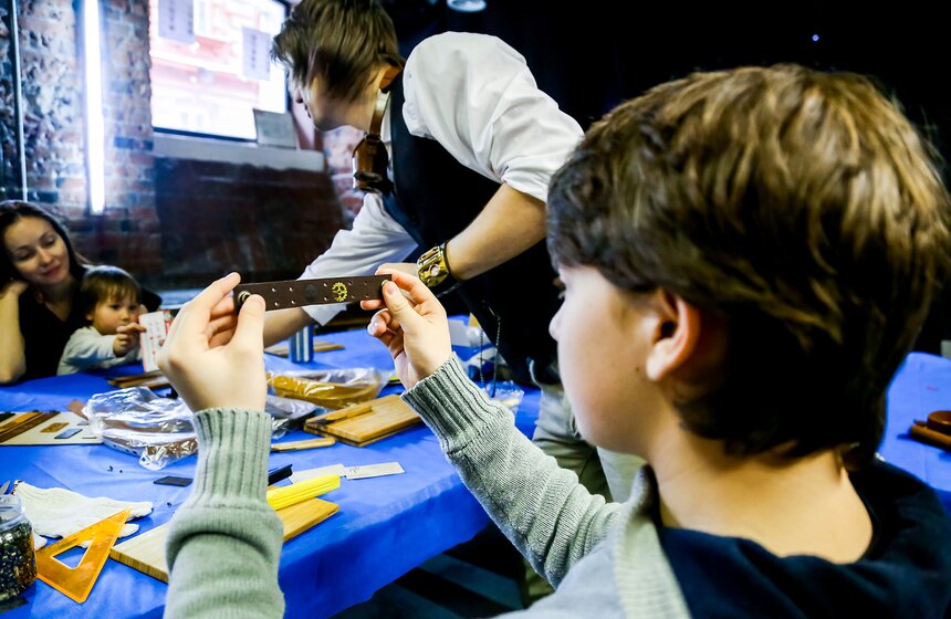 В Москве открылась выставка "Таинственные обитатели Вселенной" 12 фото