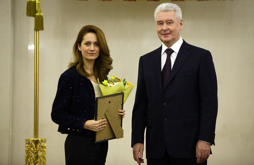 Мэр поздравил сотрудниц московских учреждений с 8 Марта 17 фото