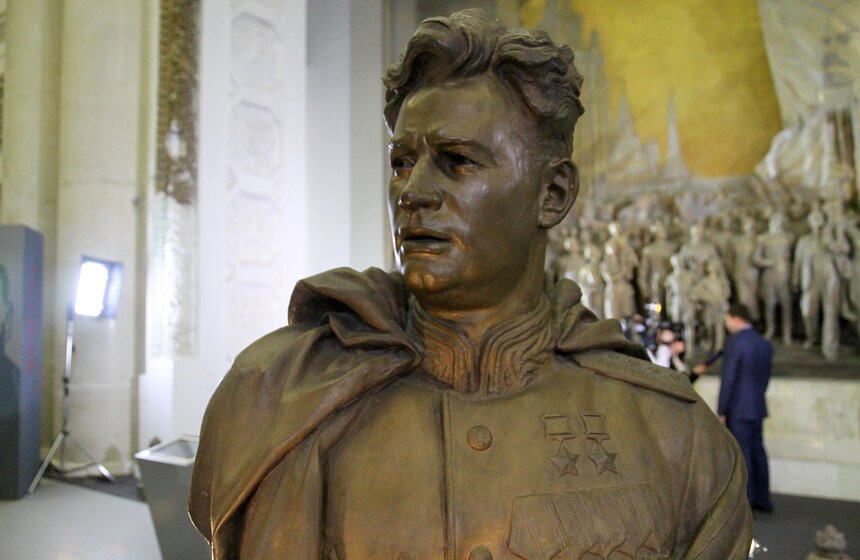 Горельеф 50-х годов XX века открыли на ВДНХ после реставрации 5 фото