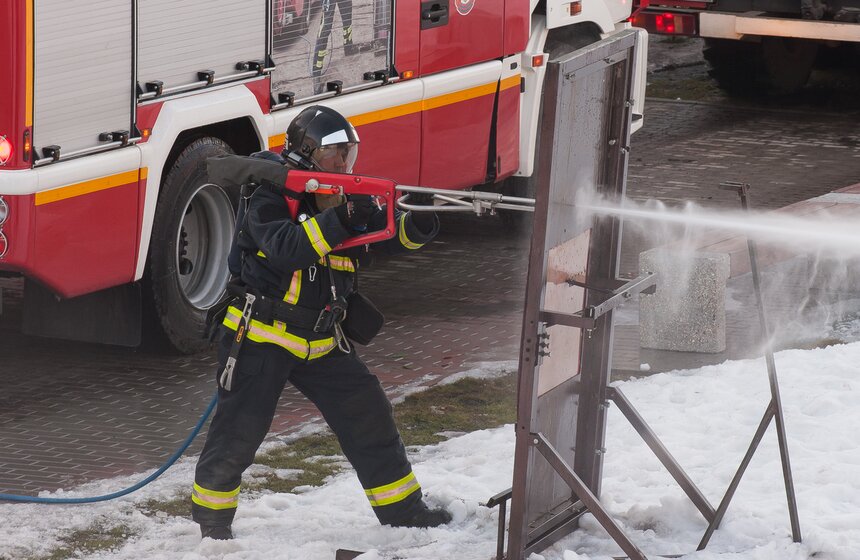Главное управление МЧС провело показные учения 26 фото