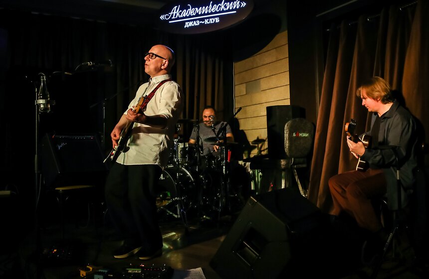 Андрей Сапунов выступил 11 марта в джаз-клубе "Академический" 13 фото