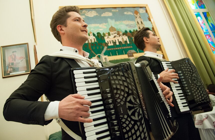 Празднование Масленицы в театре "Русская песня" 3 фото