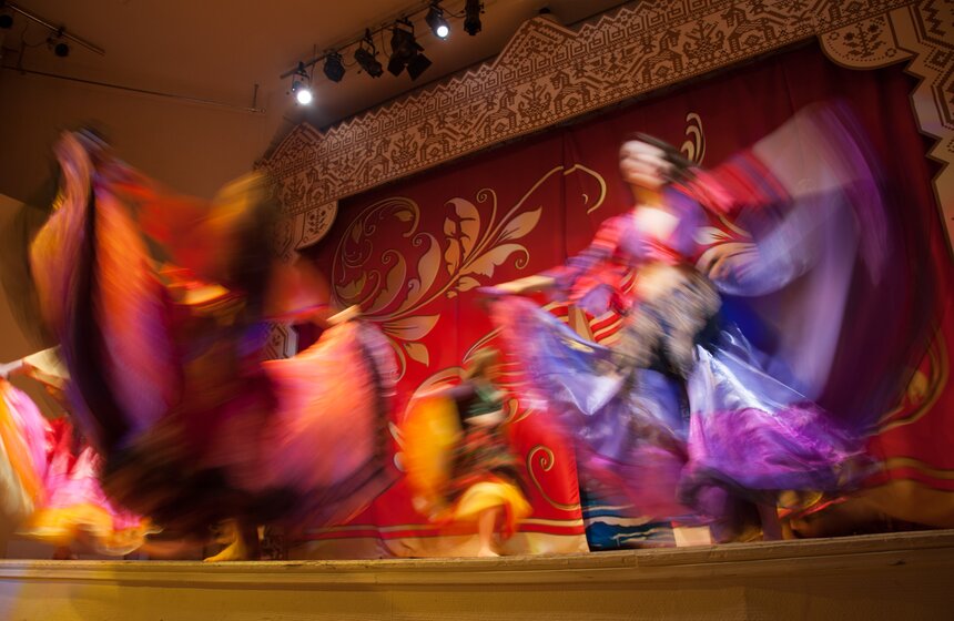 Празднование Масленицы в театре "Русская песня" 20 фото