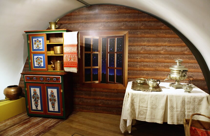 Выставка "Мир литературной сказки пушкинского времени" 10 фото