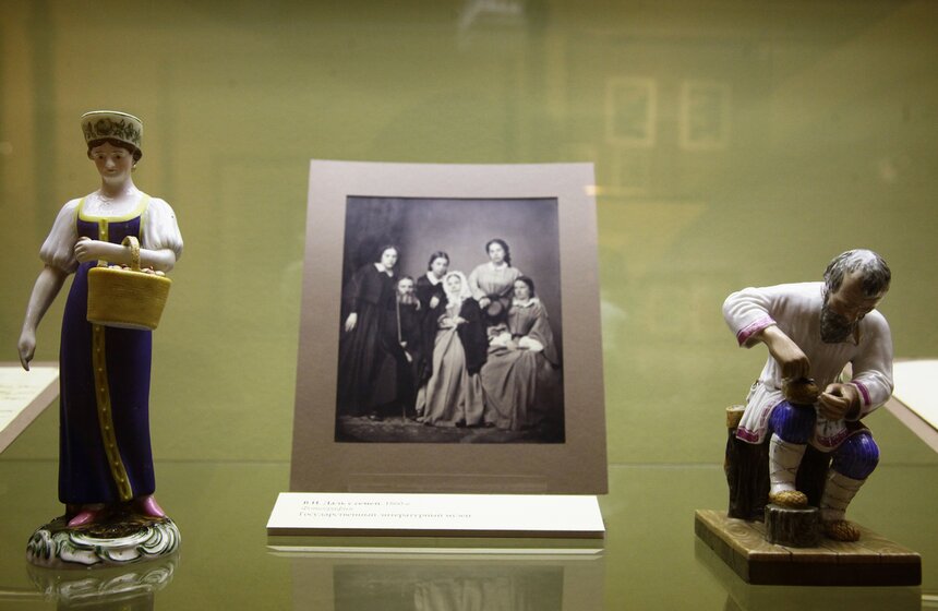 Выставка "Мир литературной сказки пушкинского времени" 20 фото