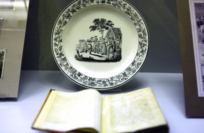 Выставка "Мир литературной сказки пушкинского времени" 15 фото