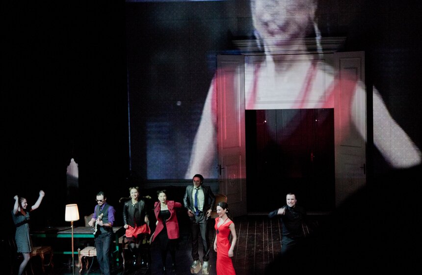 Спектакли "Золотой маски": "Zholdak dreams: похитители чувств" 35 фото