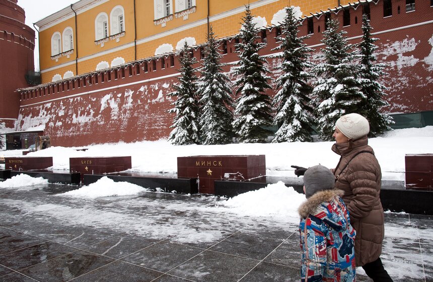 Как столица справляется с последствиями мартовского снегопада 23 фото
